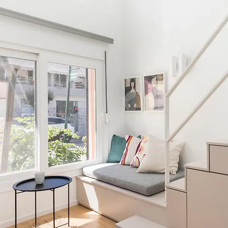 Amber & By Halu! سالونيك