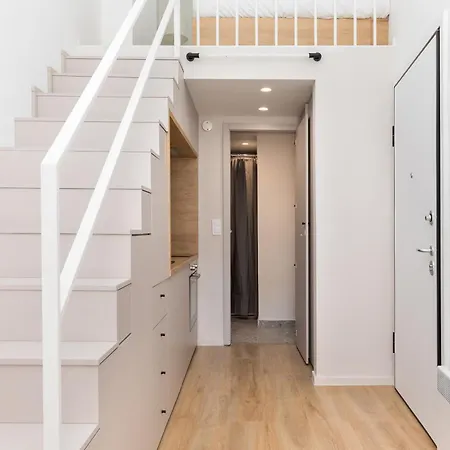 Amber & By Halu! * سالونيك