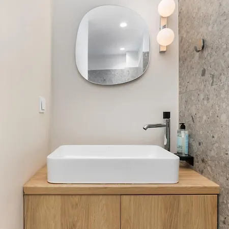 Amber & By Halu! 公寓 *