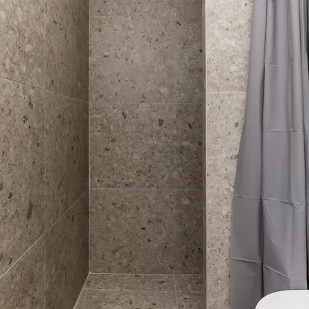 Amber & By Halu! شقة *